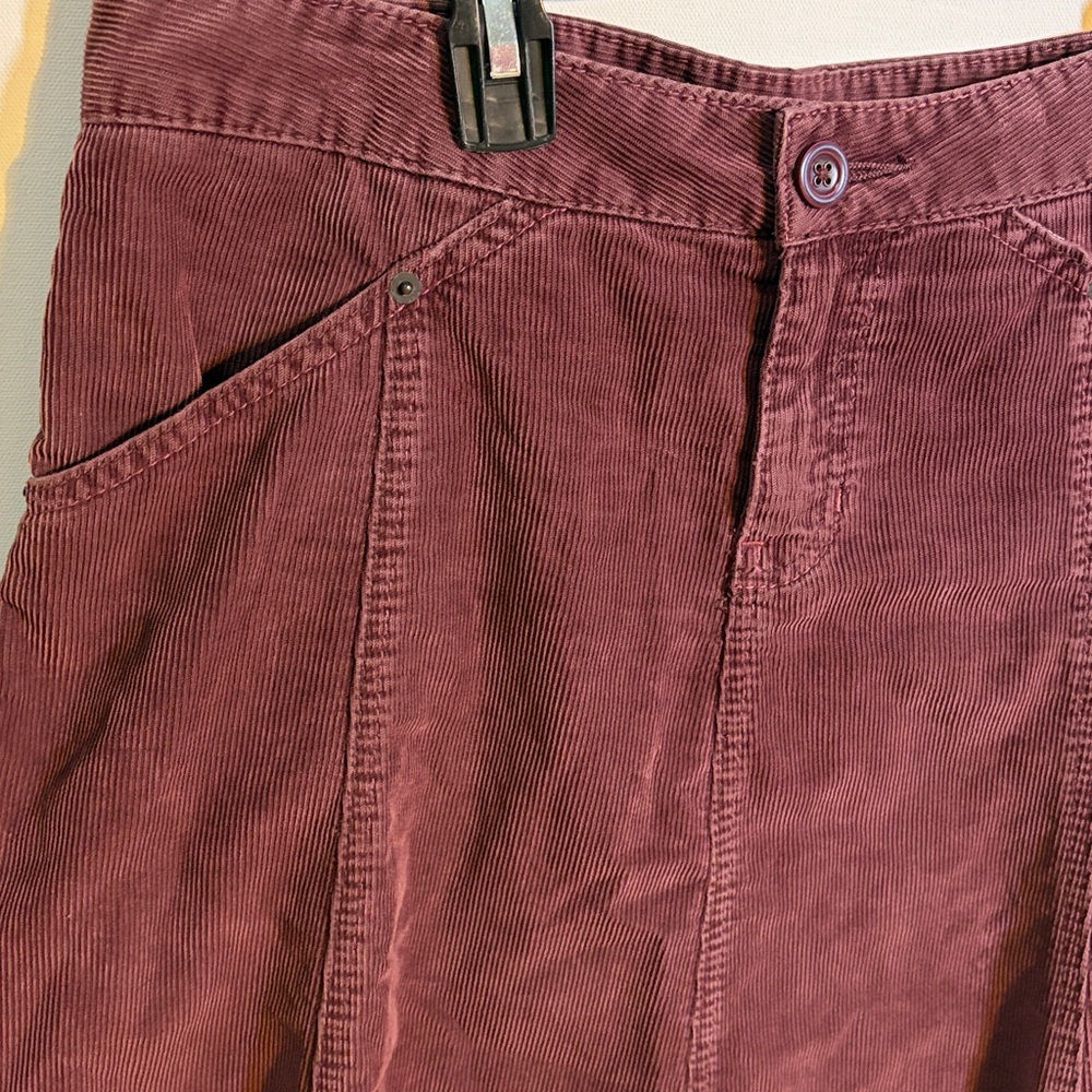 True Y2K vintage GAP corduroy, a- line skirt in plum, tag marked from 2004, EUC - Picture 4 of 9
